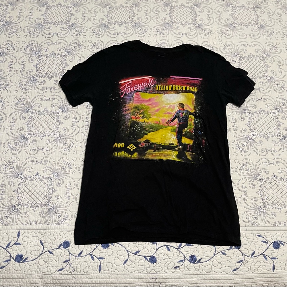 ELTON JOHN Farewell Yellow Brick Road Tour T-Shirt